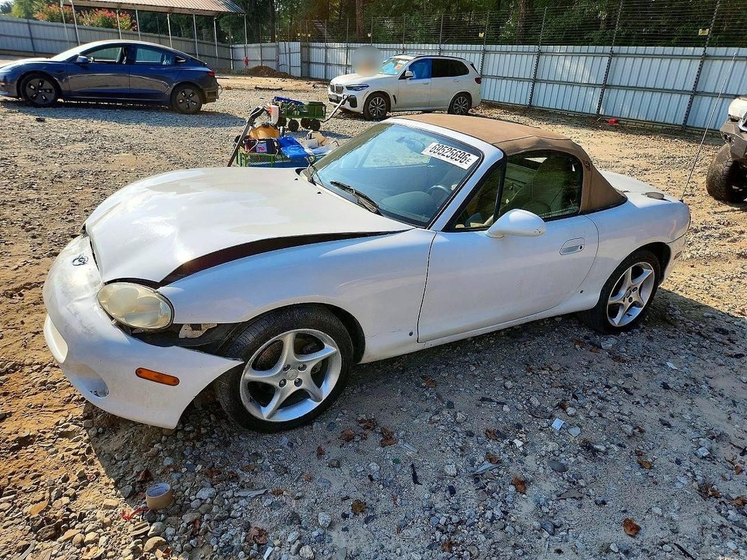 Vista de 2002 MAZDA MX-5 MIATA BASE, ángulo 1