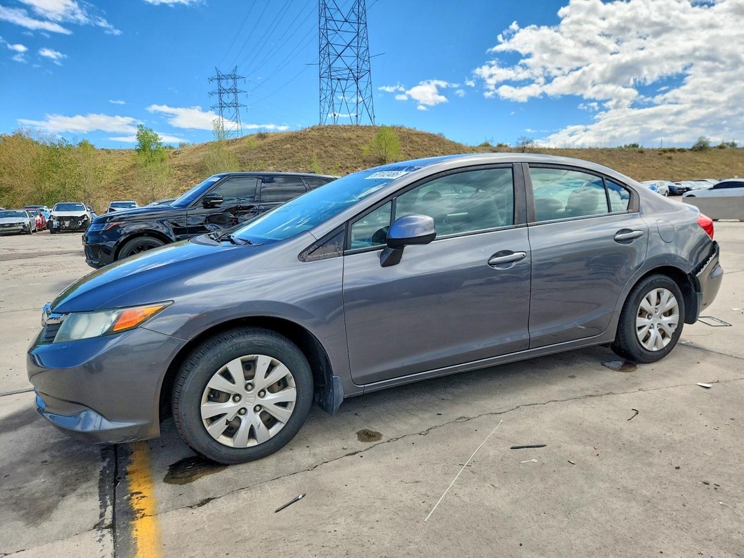 منظر 2012 HONDA CIVIC LX، زاوية 1