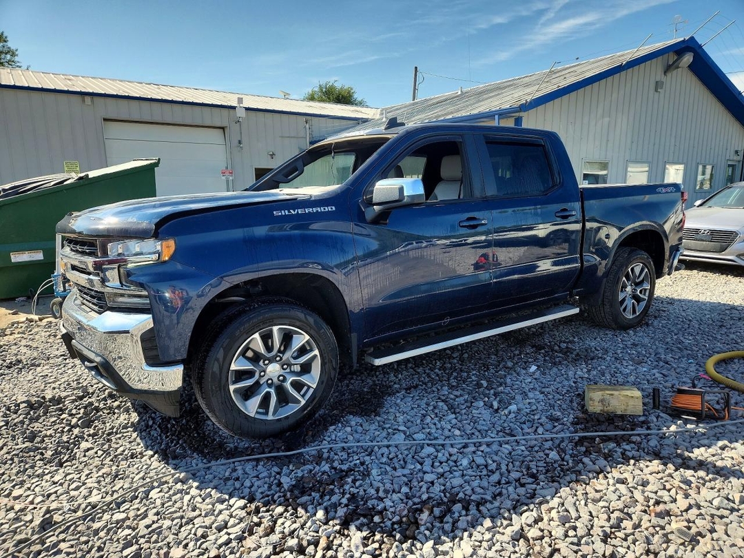 Vista de 2021 CHEVROLET SILVERADO K1500 LT, ángulo 1