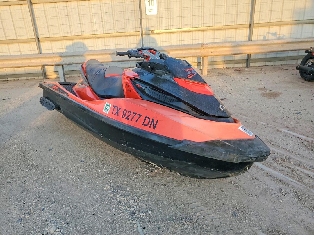 Вид 2016 SEA-DOO RXT-X 300 JET SKI, угол 1