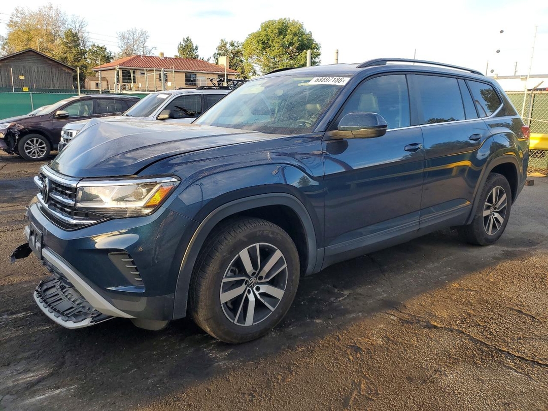 منظر 2021 VOLKSWAGEN ATLAS SE، زاوية 1