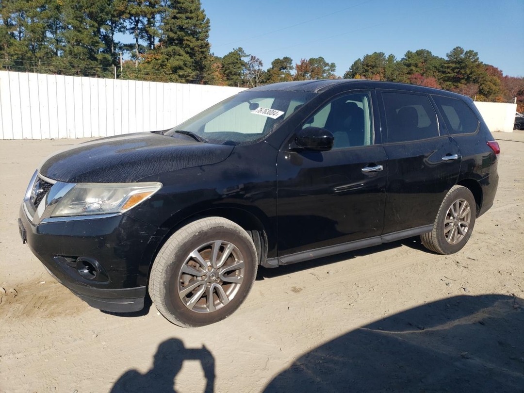 Vue de 2013 NISSAN PATHFINDER S, angle 1