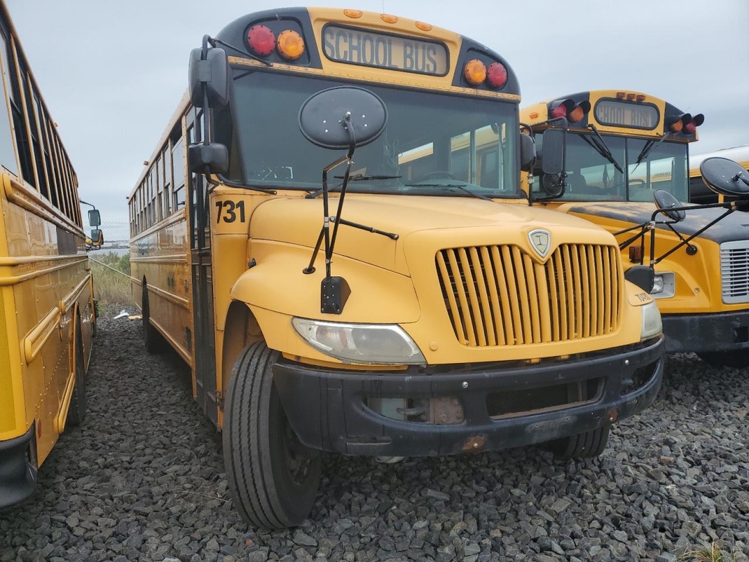 منظر 2011 IC CORPORATION CE SERIES SCHOOL - SCHOOL BUS، زاوية 1