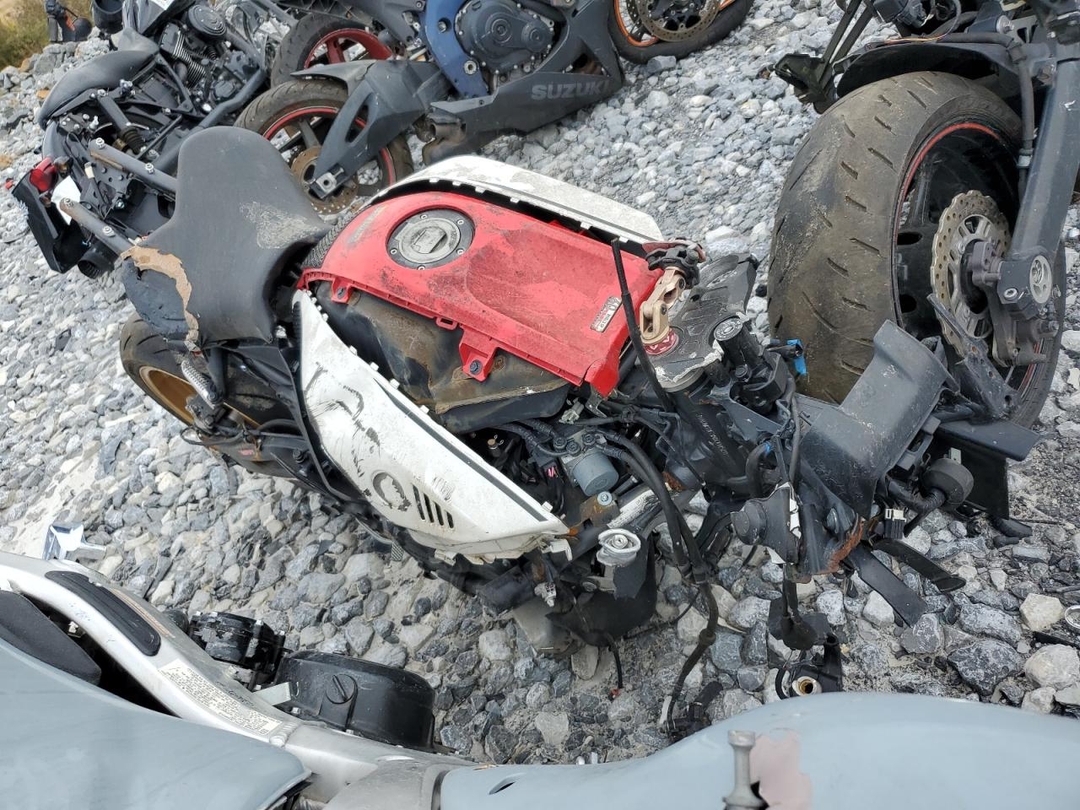 منظر 2022 YAMAHA YZFR7، زاوية 1