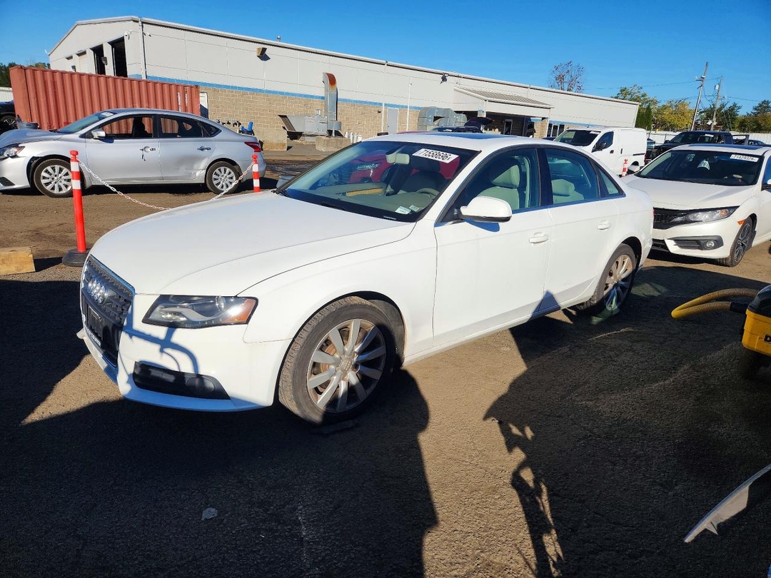 Вид 2010 AUDI A4 PREMIUM PLUS, угол 1