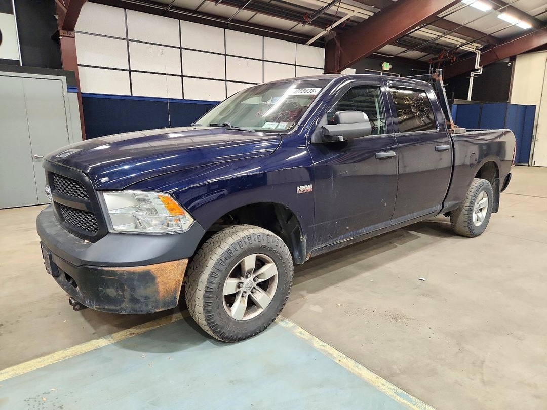Vedere 2017 RAM 1500 ST, unghi 1