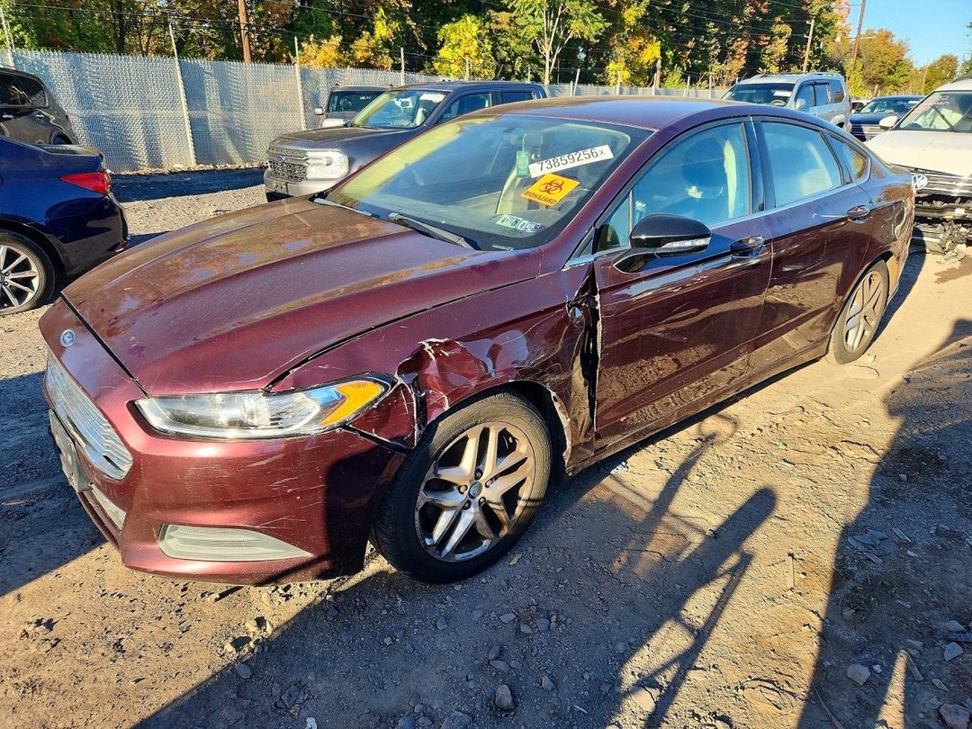 منظر 2013 FORD FUSION SE، زاوية 1