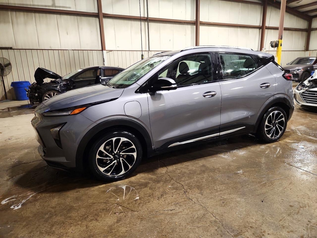 Вид 2022 CHEVROLET BOLT EUV PREMIER, угол 1