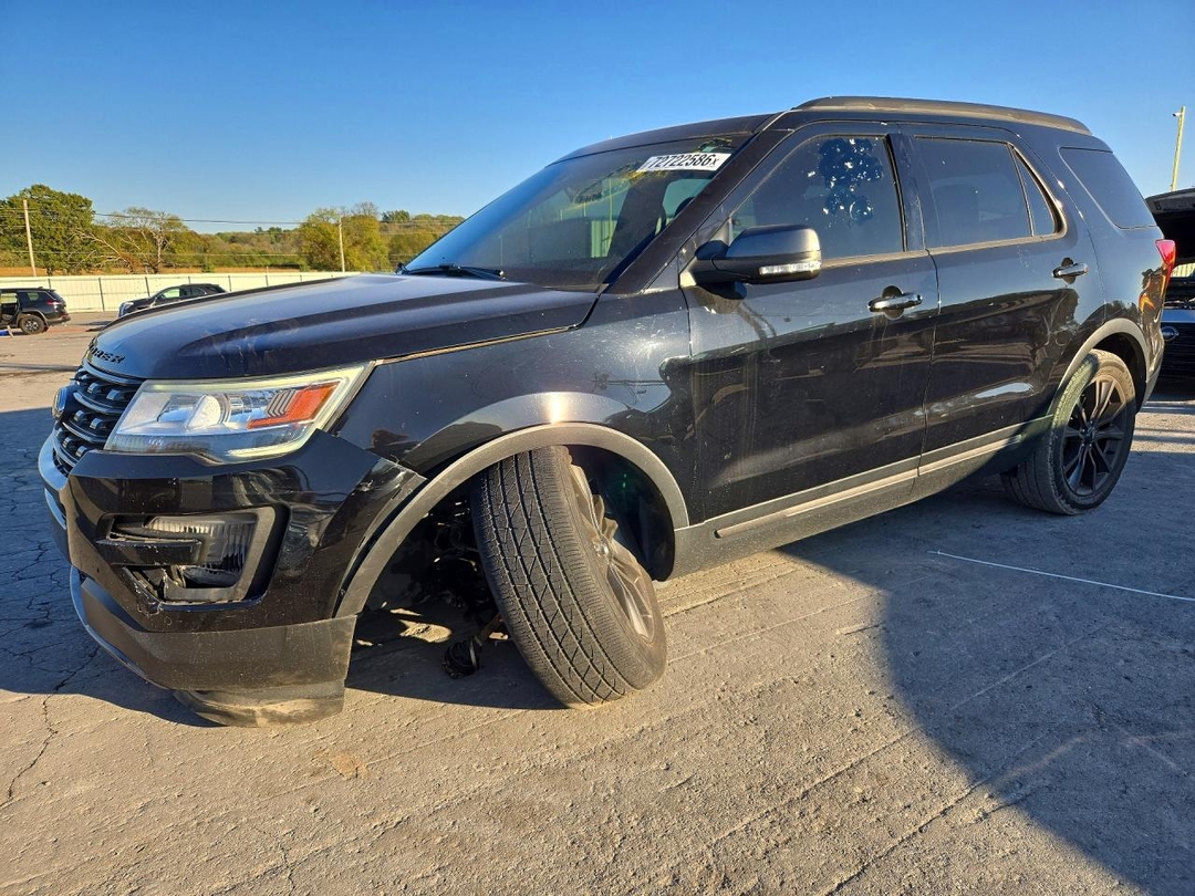 Vista de 2017 FORD EXPLORER XLT, ángulo 1