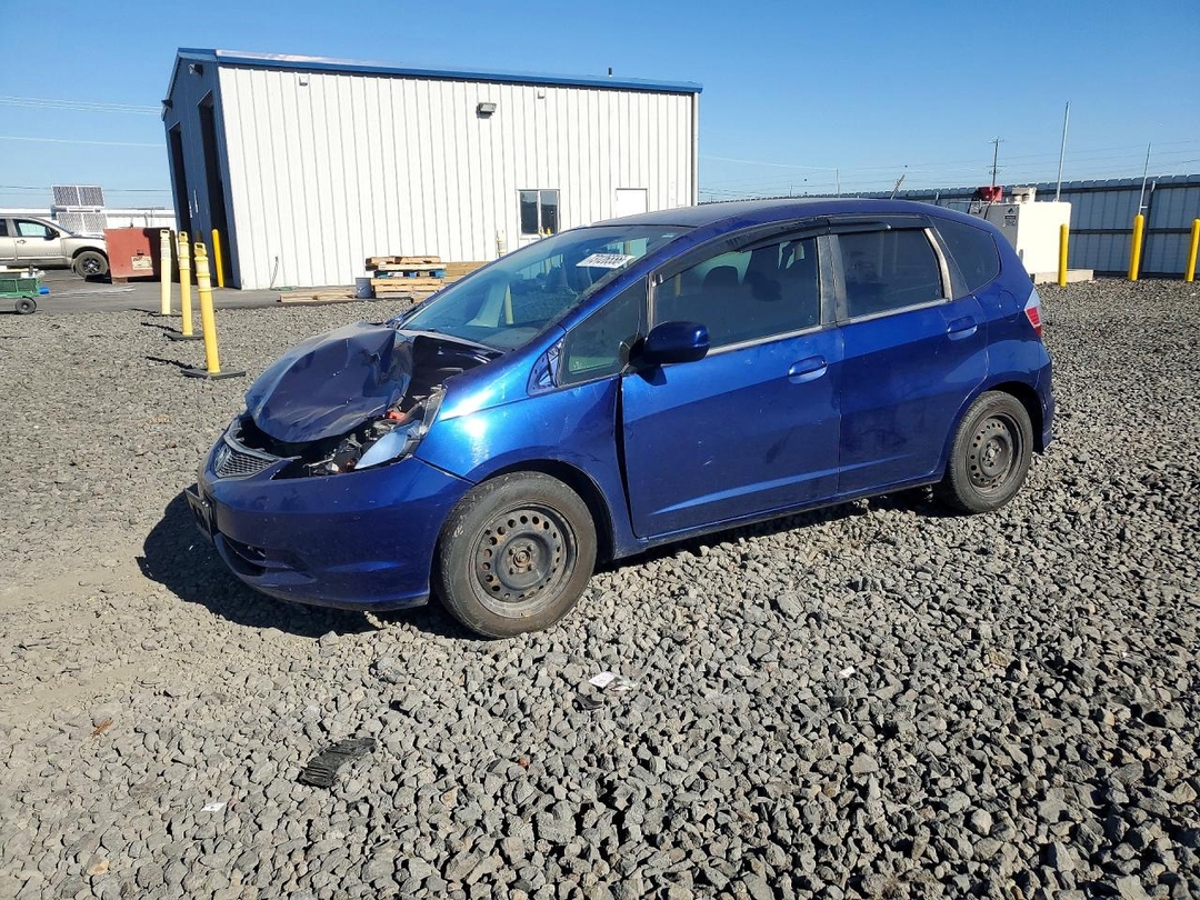 Vista de 2013 HONDA FIT, ángulo 1