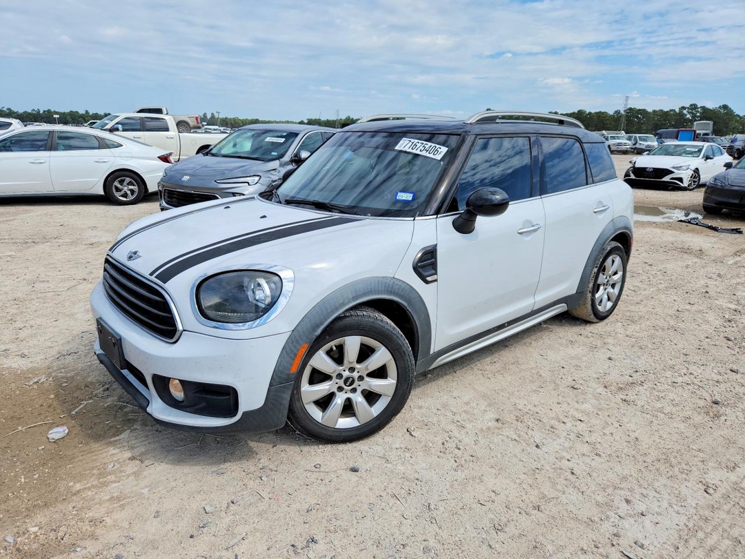 Vista de 2017 MINI COOPER COUNTRYMAN, ángulo 1