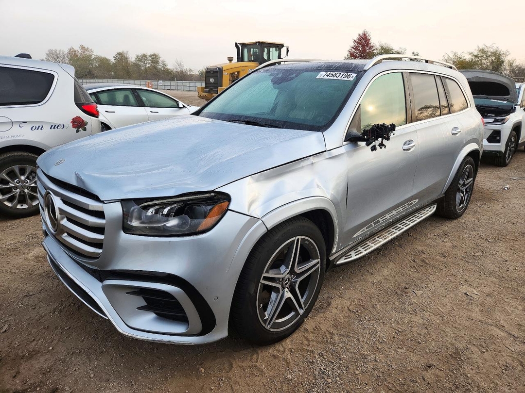 Вид 2024 MERCEDES-BENZ GLS 450 4MATIC, угол 1