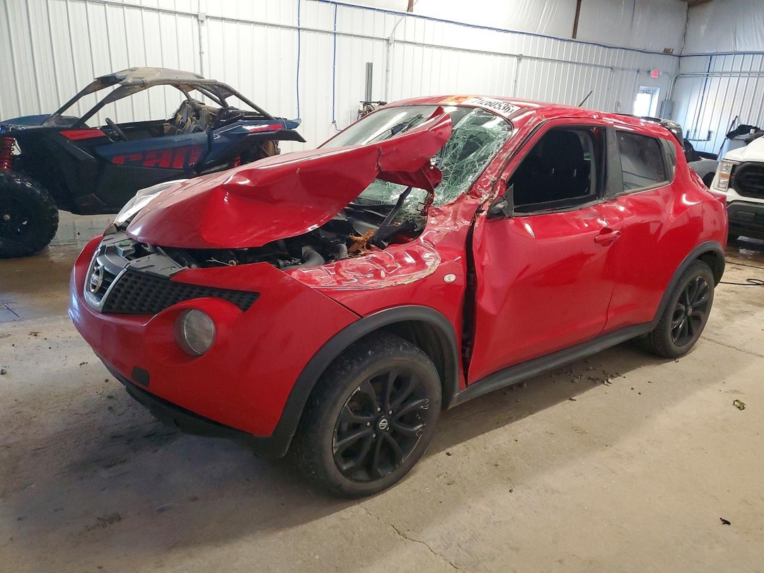 منظر 2014 NISSAN JUKE S، زاوية 1