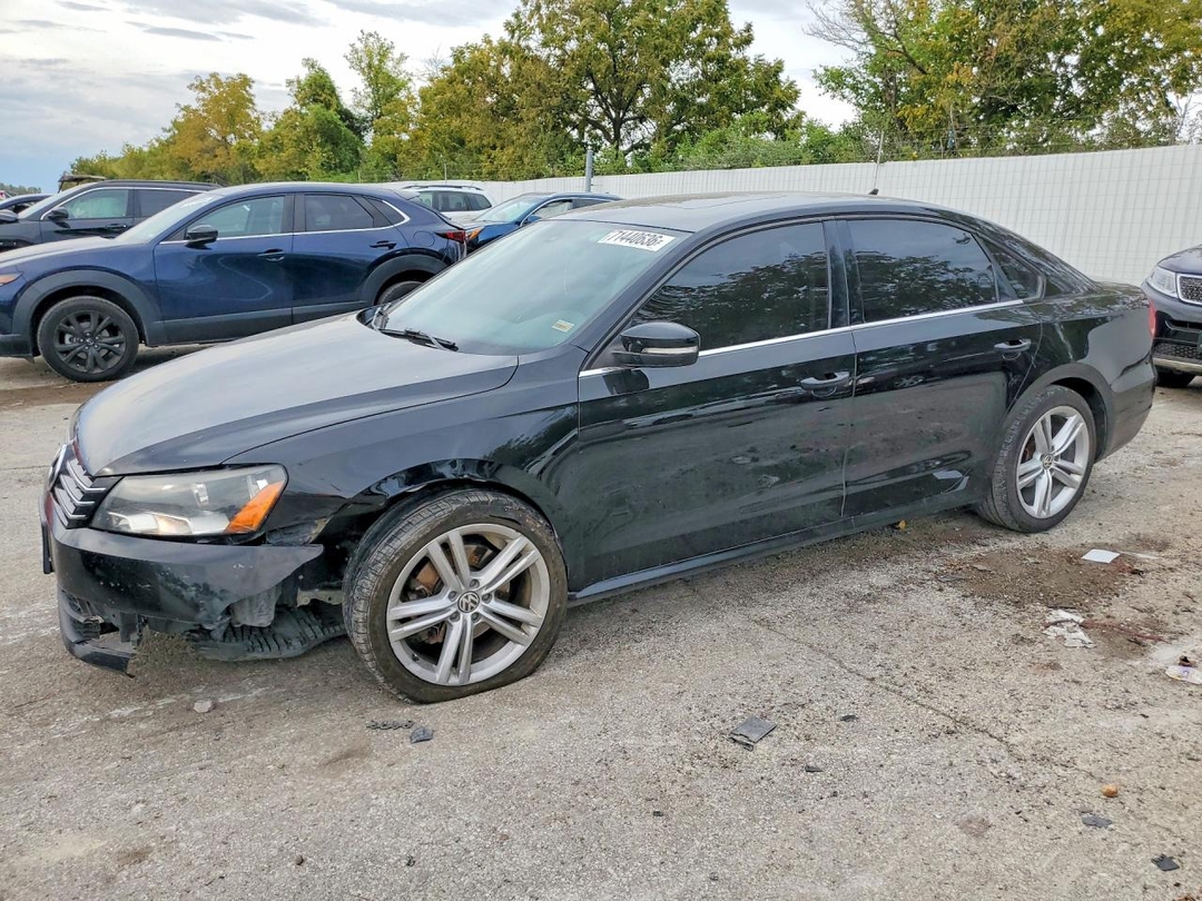 منظر 2015 VOLKSWAGEN PASSAT SE، زاوية 1