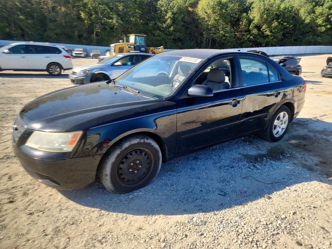Vue de 2010 HYUNDAI SONATA GLS, angle 1