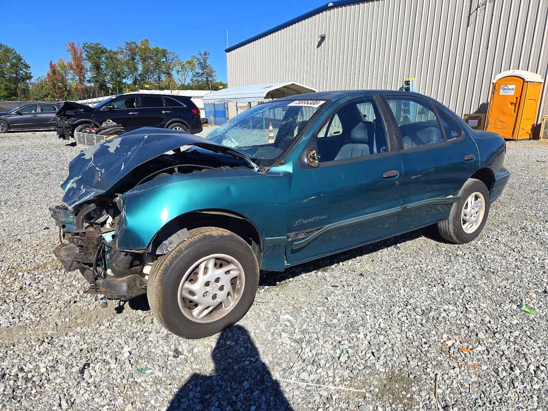 Vista de 1997 PONTIAC SUNFIRE SE, ángulo 1