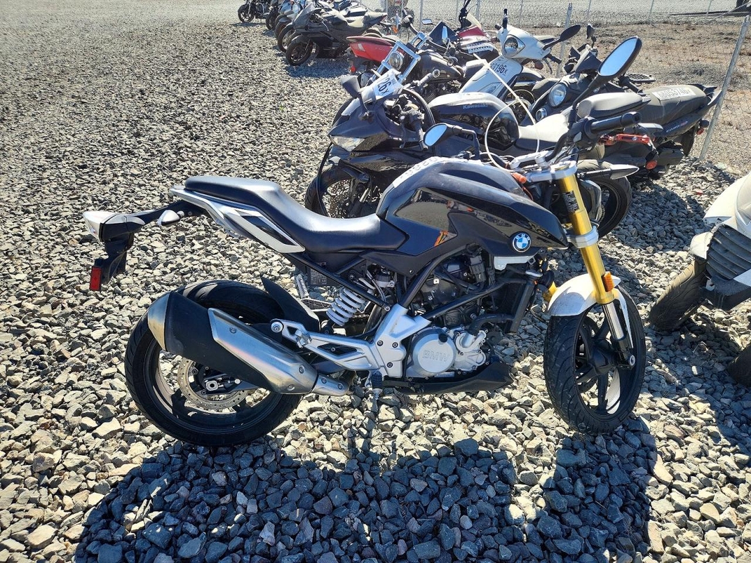 Вид 2018 BMW G310 R, угол 1