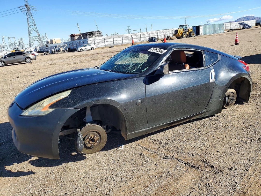 Вид 2009 NISSAN 370Z BASE, угол 1