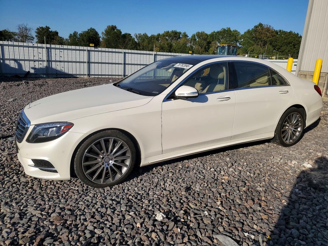 Vista de 2017 MERCEDES-BENZ S 550 4MATIC, ángulo 1