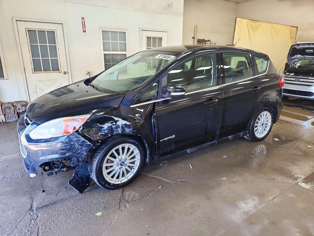 Vue de 2013 FORD C-MAX SEL, angle 1