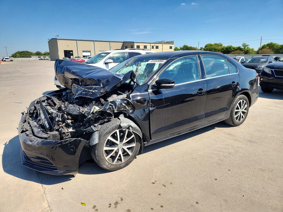 Vedere 2017 VOLKSWAGEN JETTA SE, unghi 1
