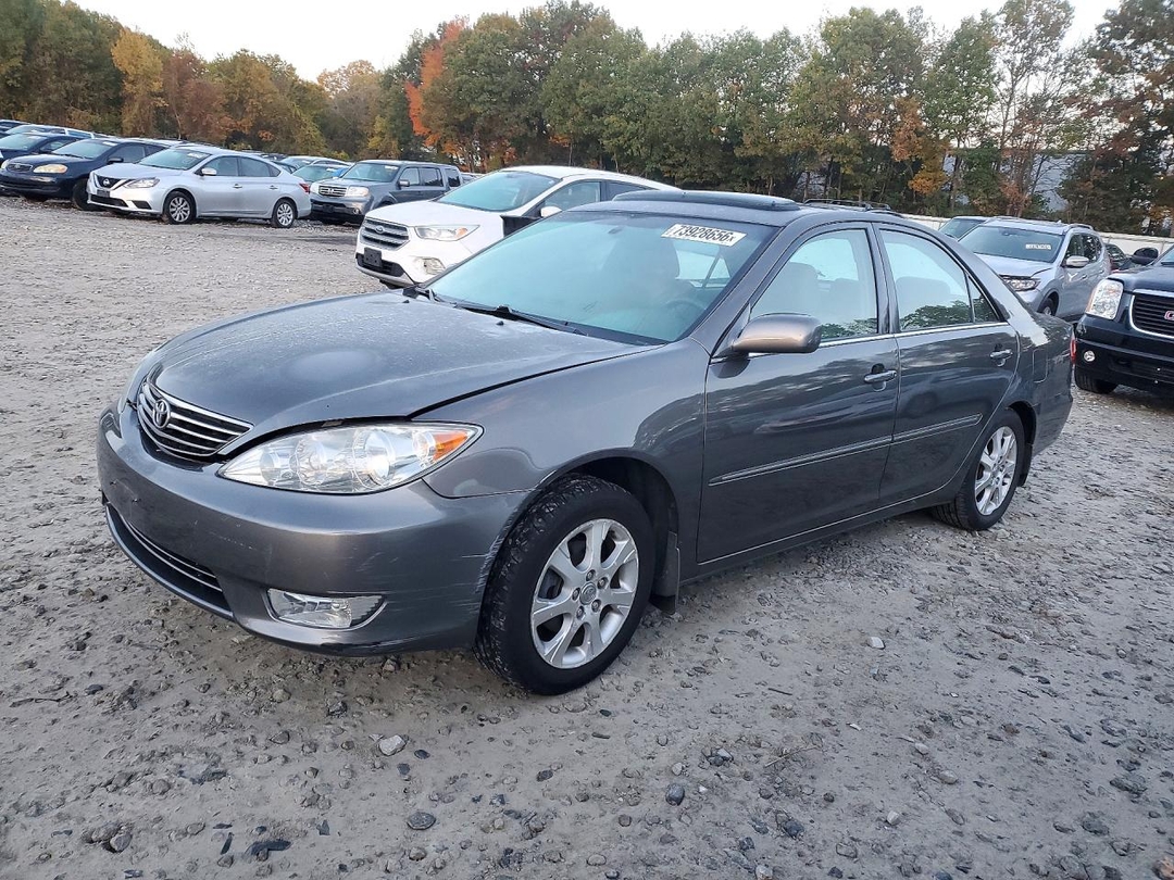 منظر 2005 TOYOTA CAMRY XLE، زاوية 1