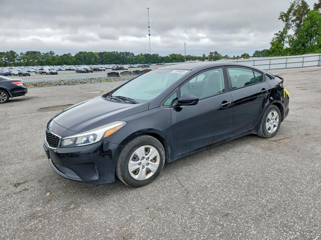Vedere 2018 KIA FORTE LX, unghi 1