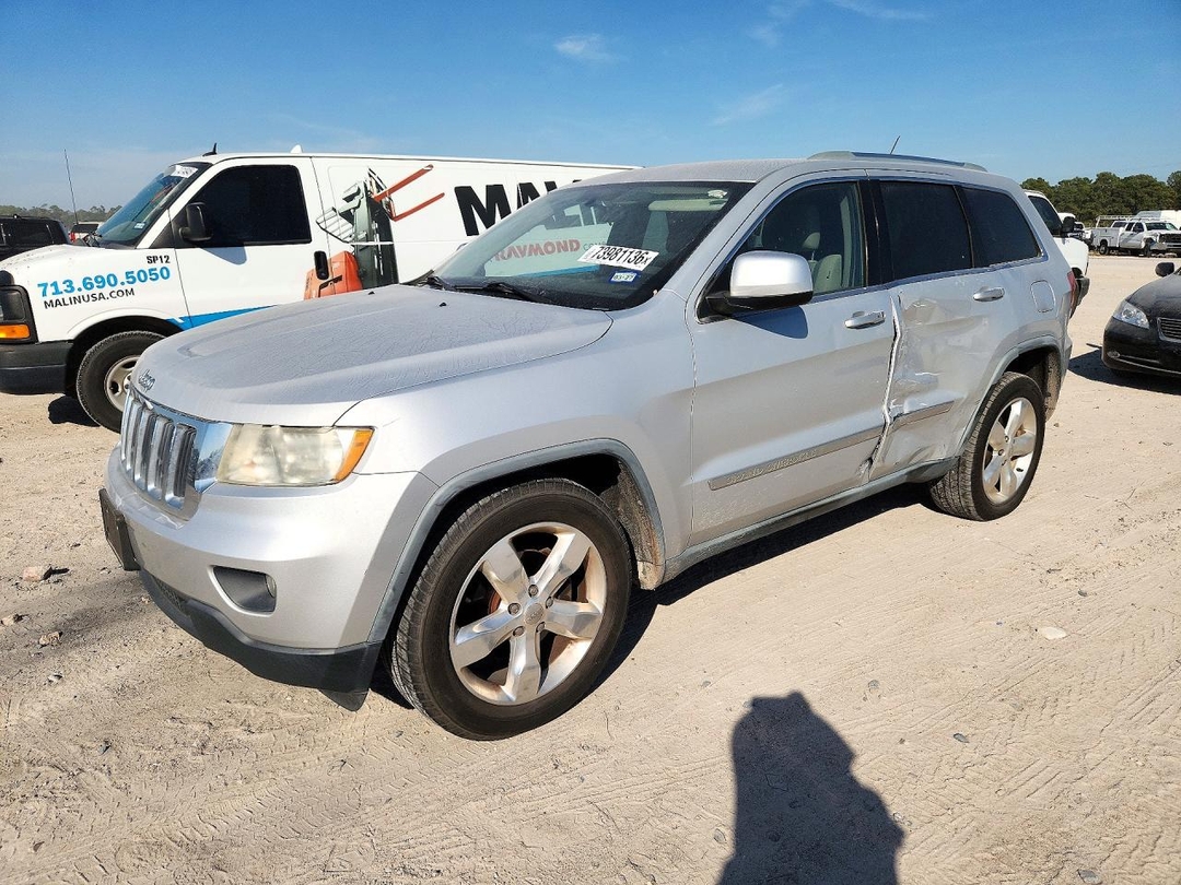 Вид 2012 JEEP GRAND CHEROKEE LAREDO, угол 1