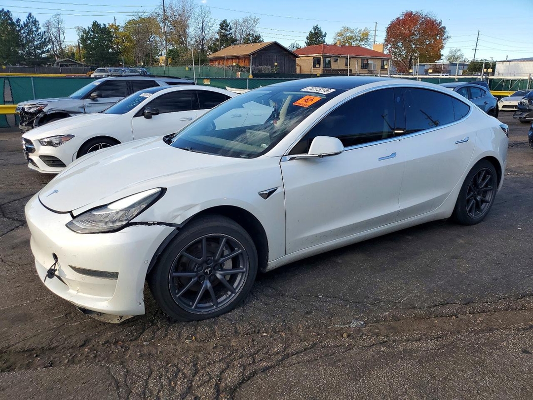 2019 TESLA MODEL 3 view, angle 1