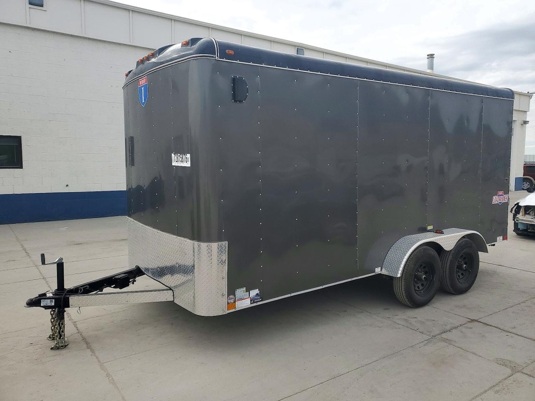 Vue de 2023 INTERSTATE ILRD716TA3 ENCLOSED CARGO TRAILER, angle 1