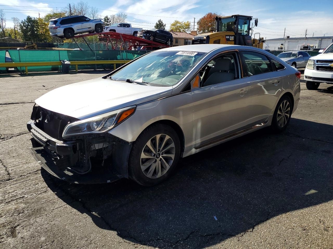 Вид 2015 HYUNDAI SONATA SPORT, угол 1