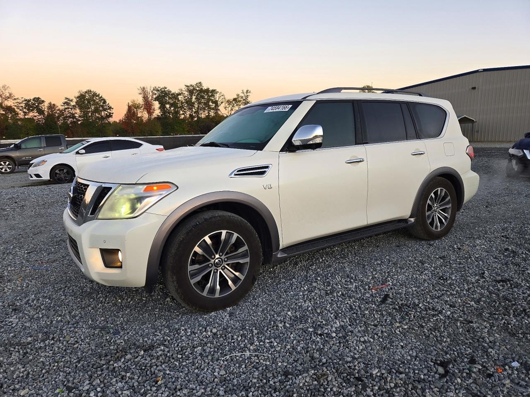 Вид 2017 NISSAN ARMADA SL, угол 1