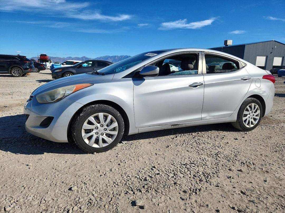 منظر 2011 HYUNDAI ELANTRA GLS، زاوية 1