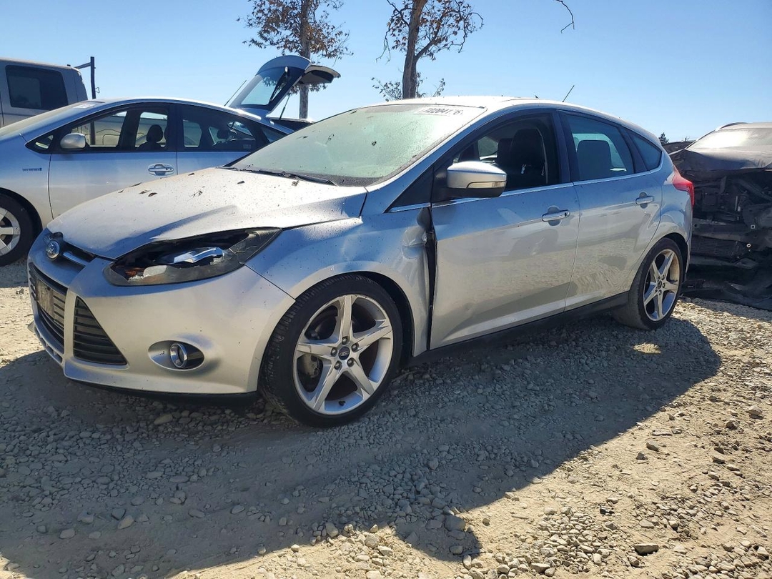منظر 2013 FORD FOCUS TITANIUM، زاوية 1