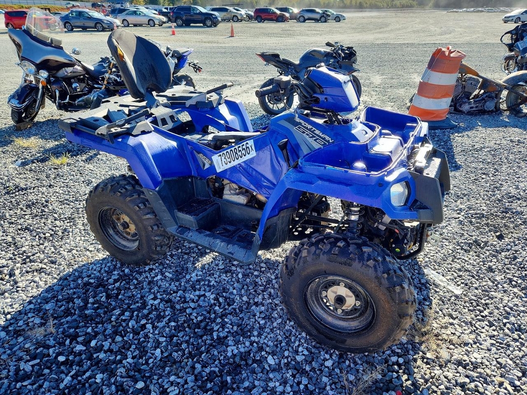 Vue de 2023 POLARIS SPORTSMAN TOURING 570, angle 1