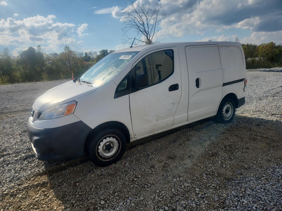 Vue de 2017 NISSAN NV200 DELIVERY VAN, angle 1