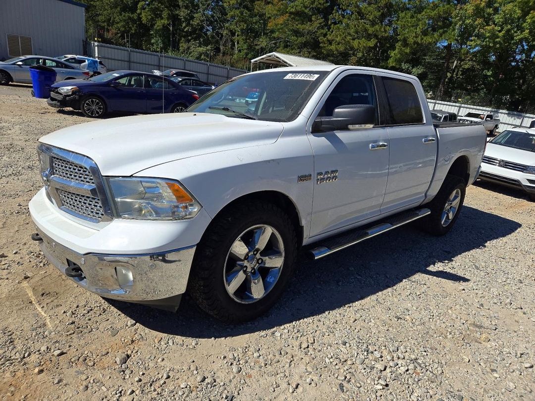 منظر 2014 RAM 1500 SLT، زاوية 1