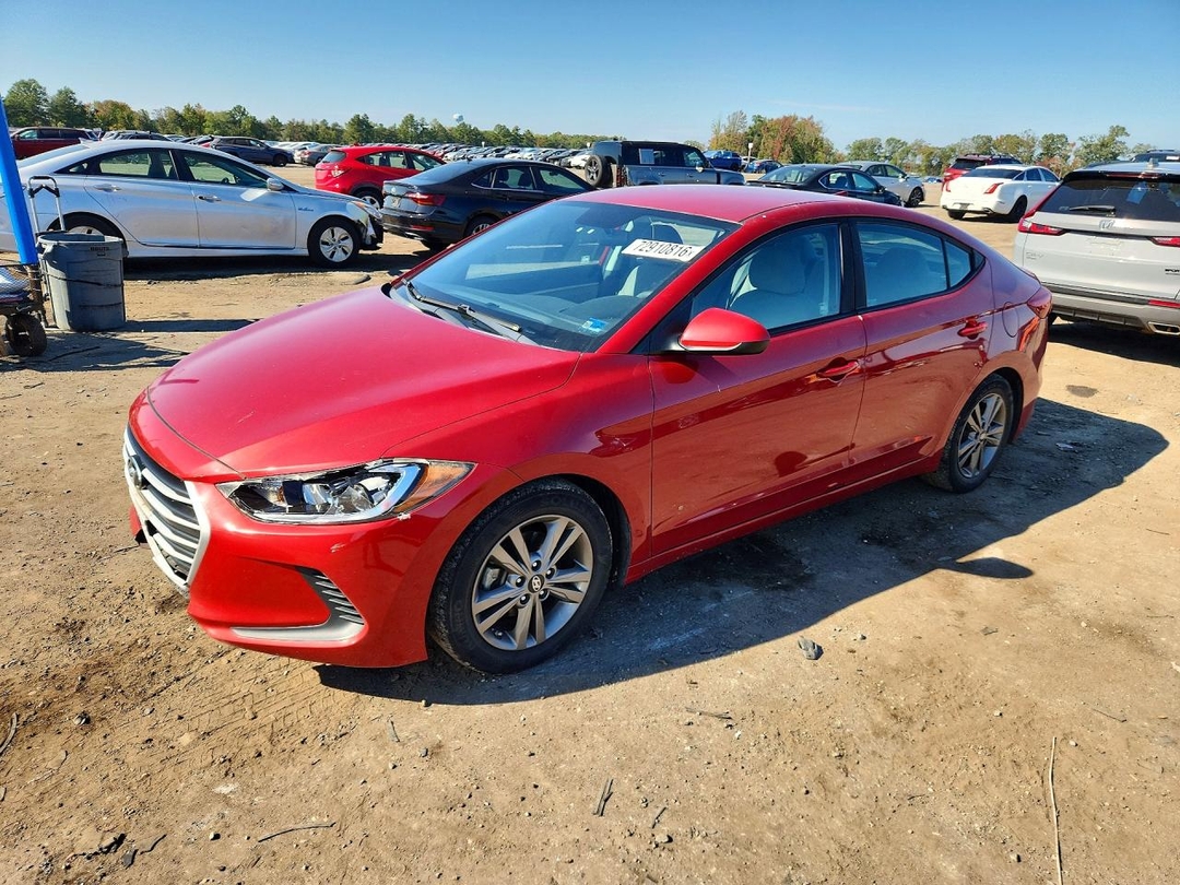 Вид 2018 HYUNDAI ELANTRA SEL, угол 1
