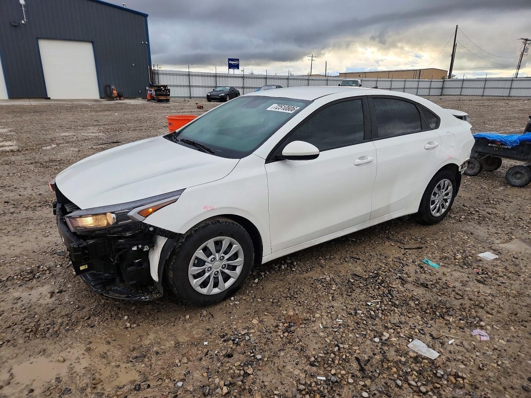 Вид 2024 KIA FORTE LX, угол 1