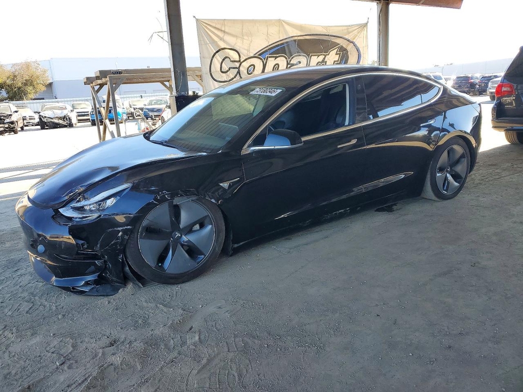 Vista de 2018 TESLA MODEL 3, ángulo 1