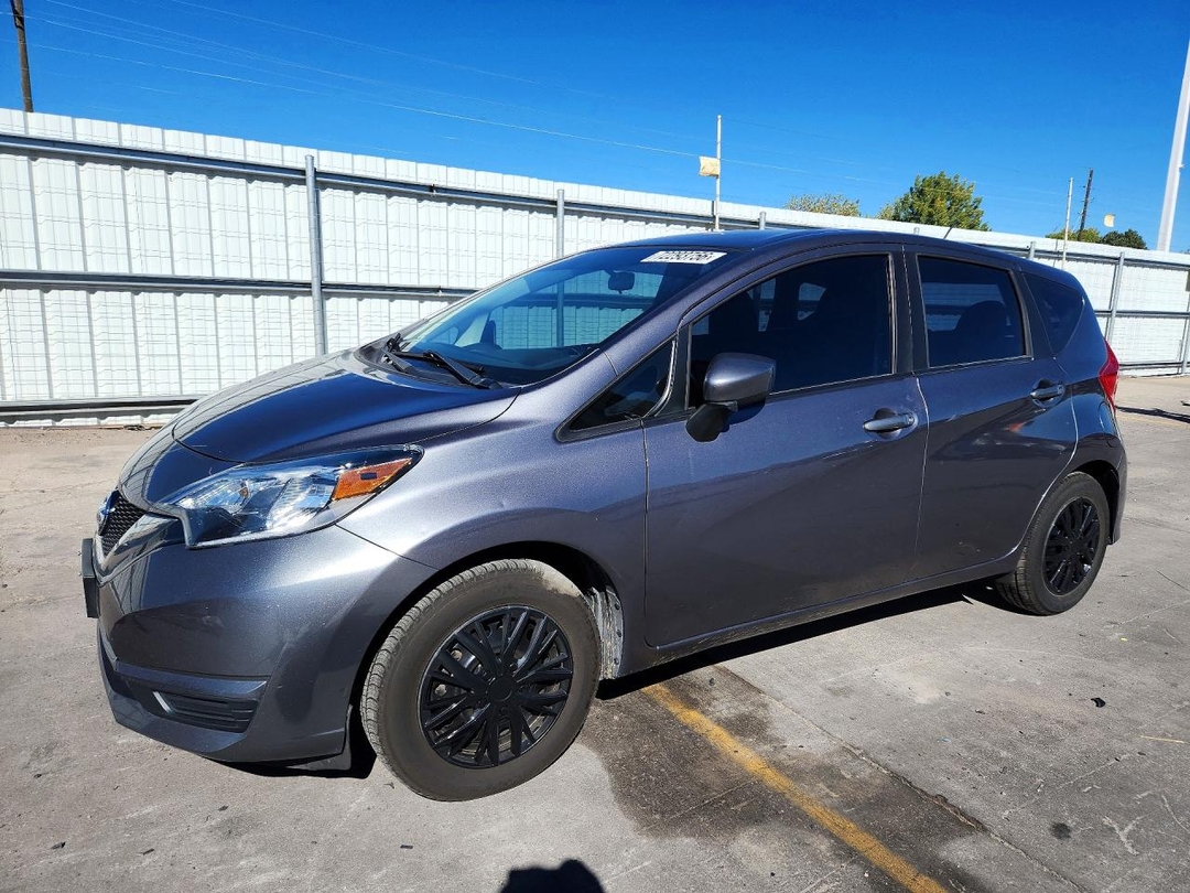 Вид 2018 NISSAN VERSA NOTE SV, угол 1