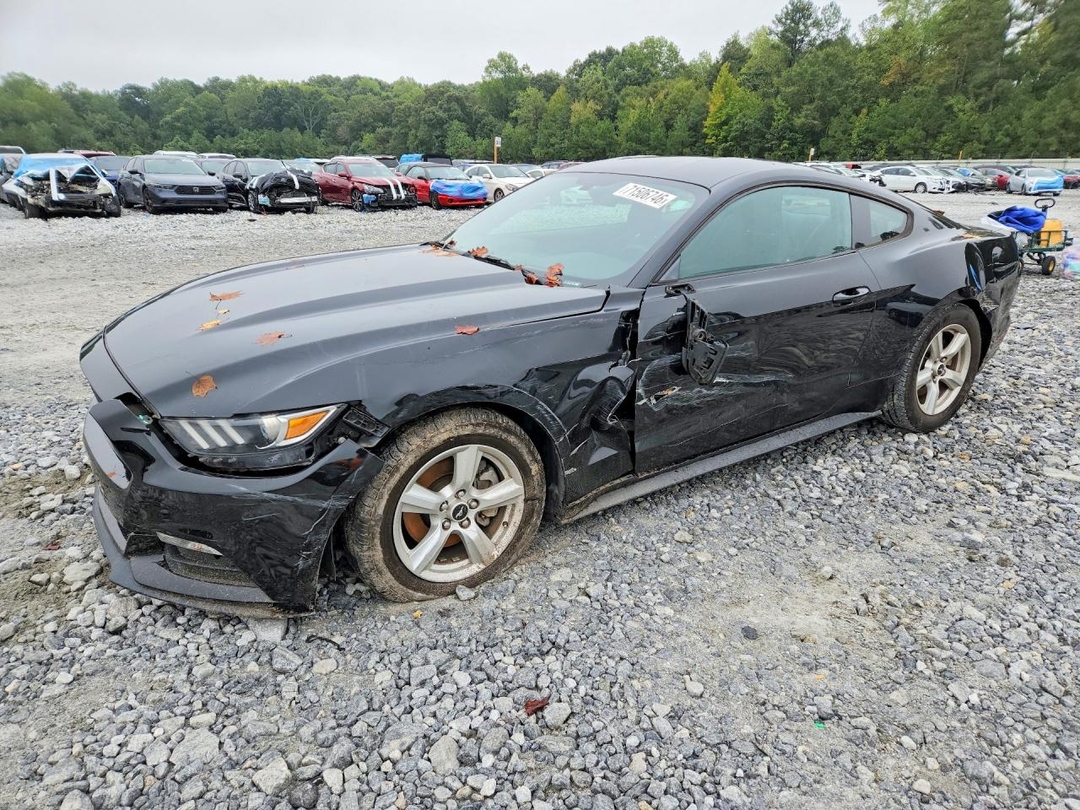 Vue de 2017 FORD MUSTANG, angle 1