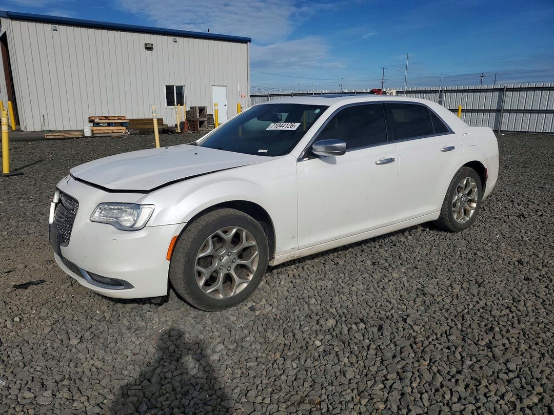 Vedere 2016 CHRYSLER 300C PLATINUM, unghi 1