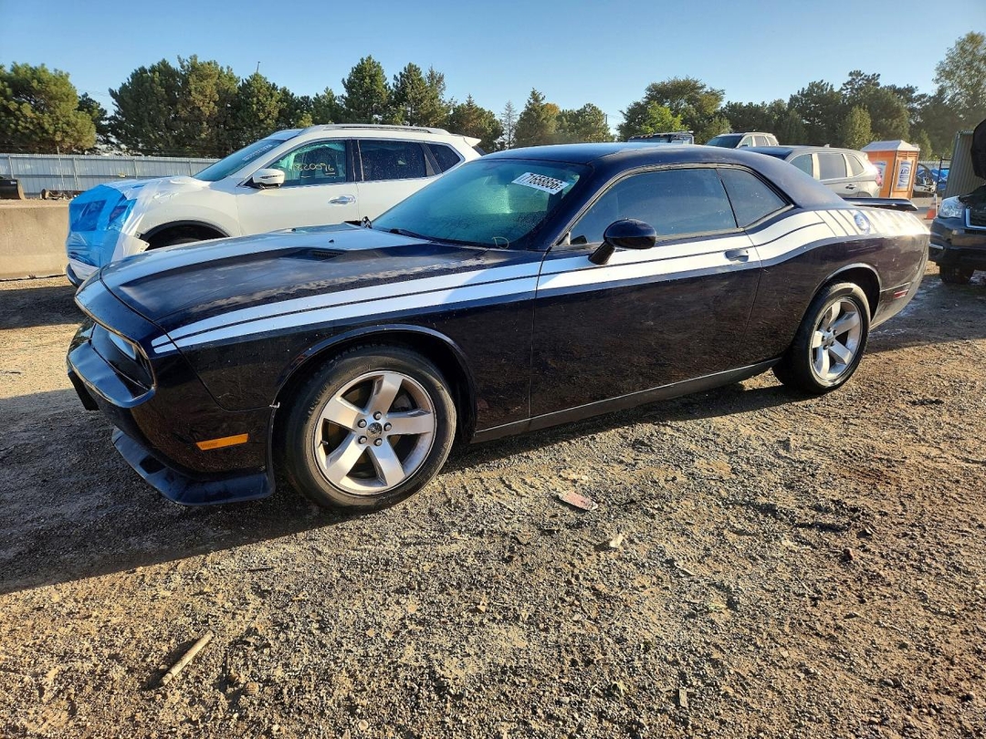 Вид 2012 DODGE CHALLENGER SXT, угол 1