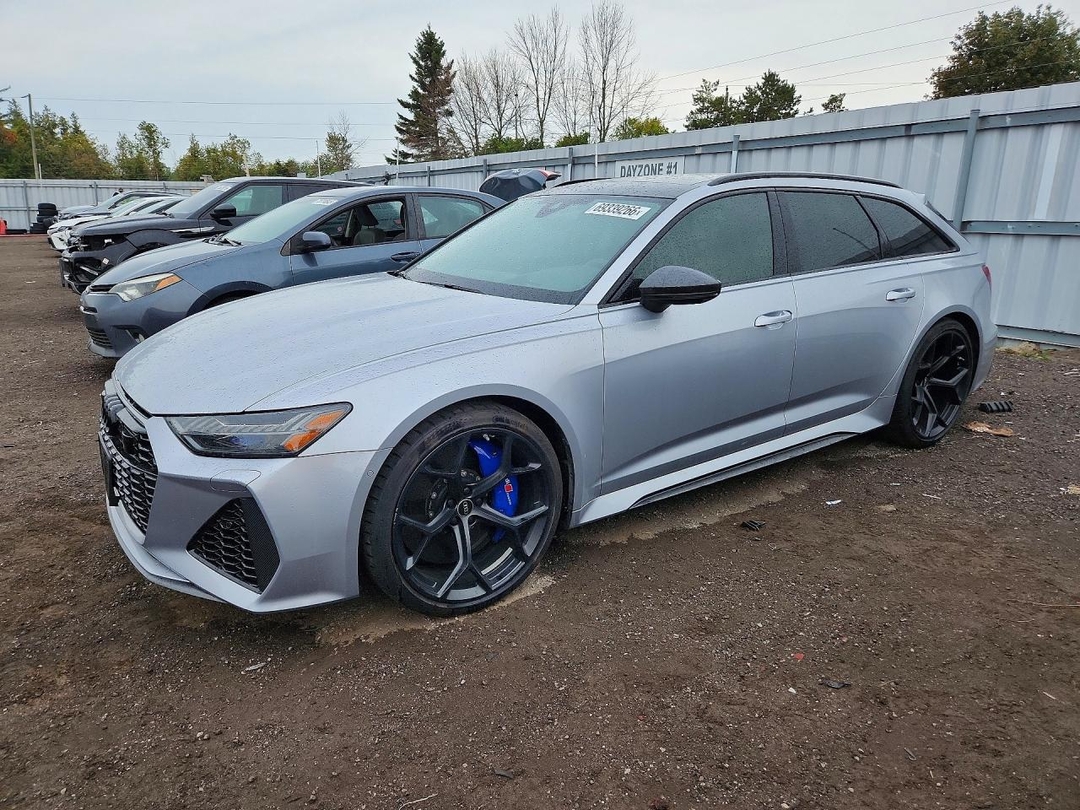 Vue de 2025 AUDI RS6, angle 1