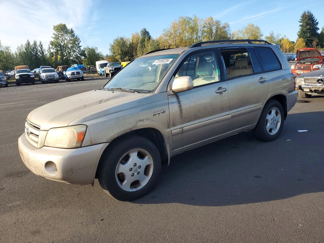Vista de 2004 TOYOTA HIGHLANDER LIMITED, ángulo 1