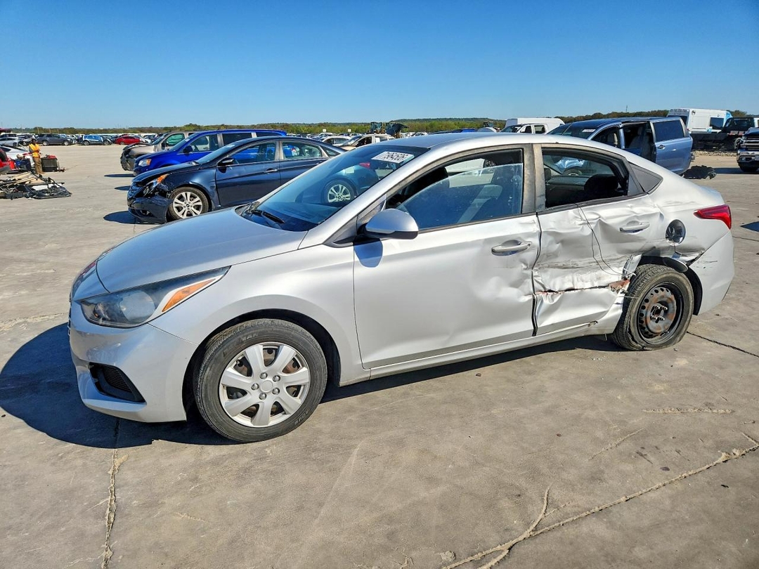 منظر 2019 HYUNDAI ACCENT SE، زاوية 1