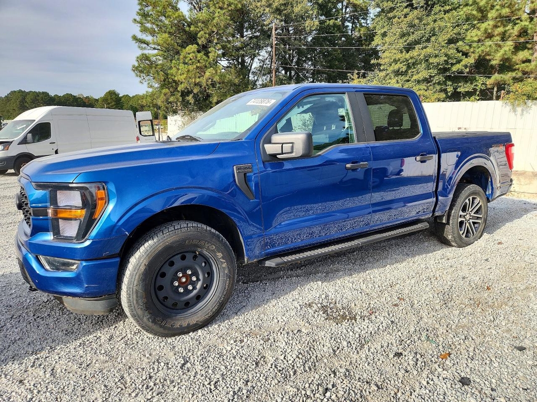 Vue de 2023 FORD F150 SUPERCREW, angle 1