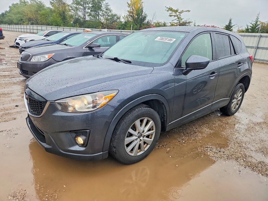 Vue de 2014 MAZDA CX-5 TOURING, angle 1