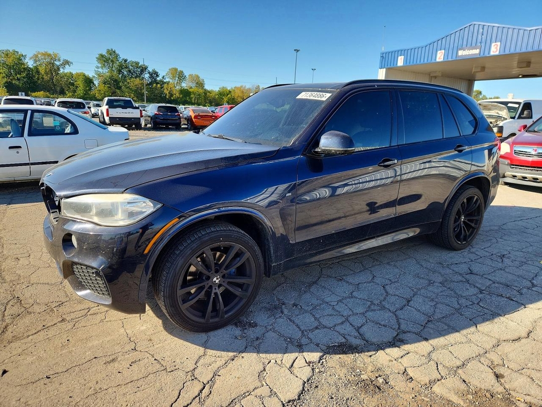 منظر 2014 BMW X5 SDRIVE35I، زاوية 1